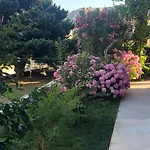 Апартаменты Milazzi, Fully Air-conditioned Башка