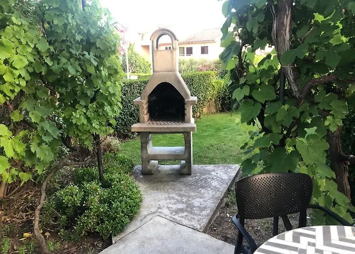 Milazzi, Fully Air-conditioned Baška