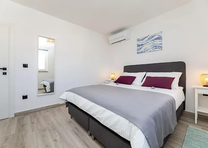 Milazzi, Fully Air-conditioned