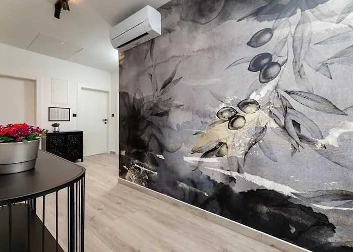 Milazzi, Fully Air-conditioned Baška